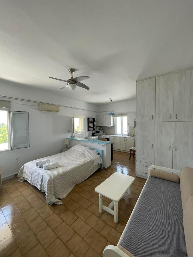 Yannis Maria Rooms Antiparos Town エクステリア 写真